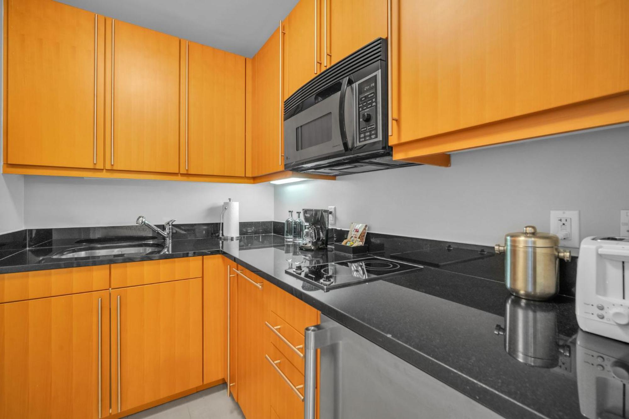 2 Bedroom Or King Studio Suites Four Seasons Hotel Miami Free Wi-Fi & Free Parking Εξωτερικό φωτογραφία