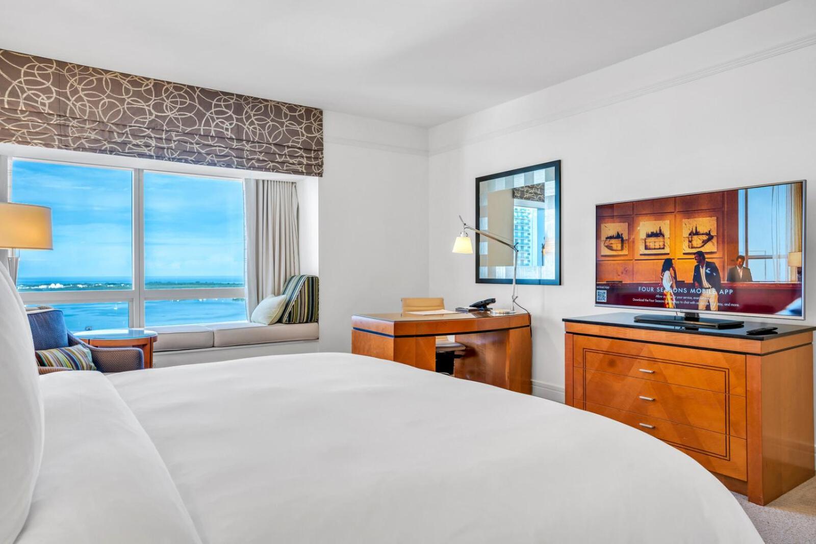 2 Bedroom Or King Studio Suites Four Seasons Hotel Miami Free Wi-Fi & Free Parking Εξωτερικό φωτογραφία