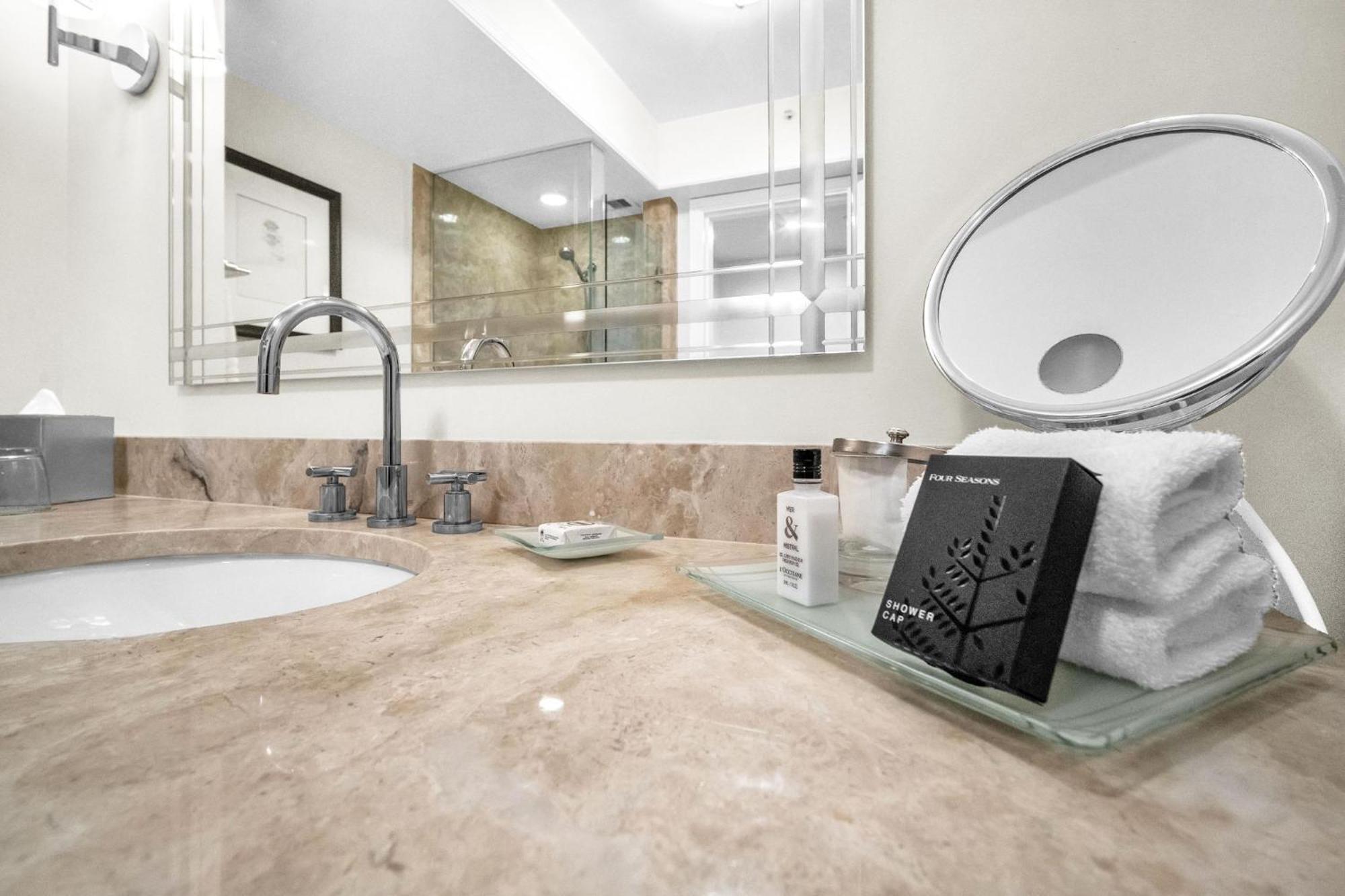 2 Bedroom Or King Studio Suites Four Seasons Hotel Miami Free Wi-Fi & Free Parking Εξωτερικό φωτογραφία
