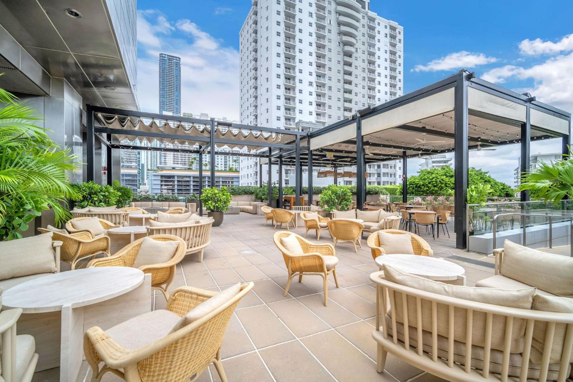 2 Bedroom Or King Studio Suites Four Seasons Hotel Miami Free Wi-Fi & Free Parking Εξωτερικό φωτογραφία